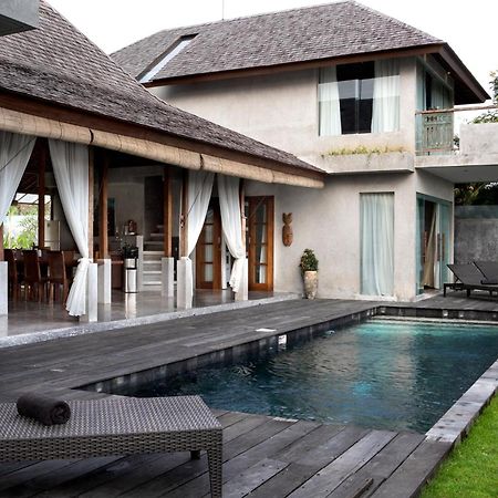 Surflodge Limasan Bali เกอโรโบกัน ภายนอก รูปภาพ